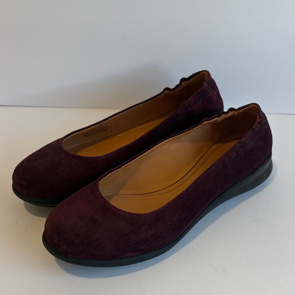 NWOT Samuel Hubbard Burgundy Wine Suede Freedom Dance Ballet Flats